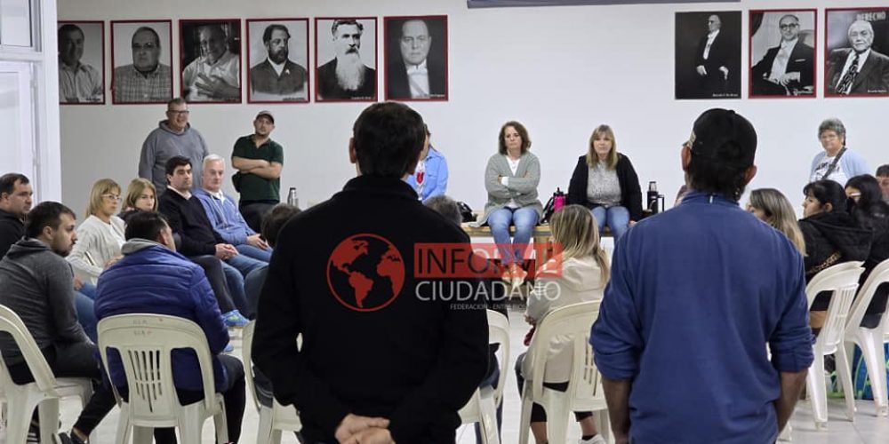 Dirigentes y militantes de “Juntos por Entre Ríos” mantuvieron reunión en Comité UCR Local