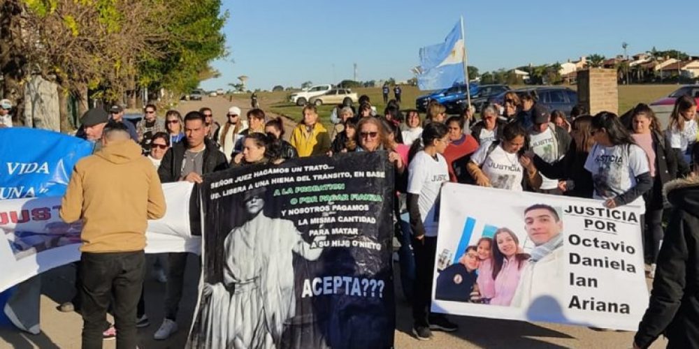 La segunda marcha a Federacion volvió a ser recibida por la fiscal que investiga el fatal accidente