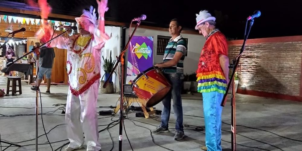 NOCHE DE MURGA EN EL PASEO DE LOS ARTESANOS