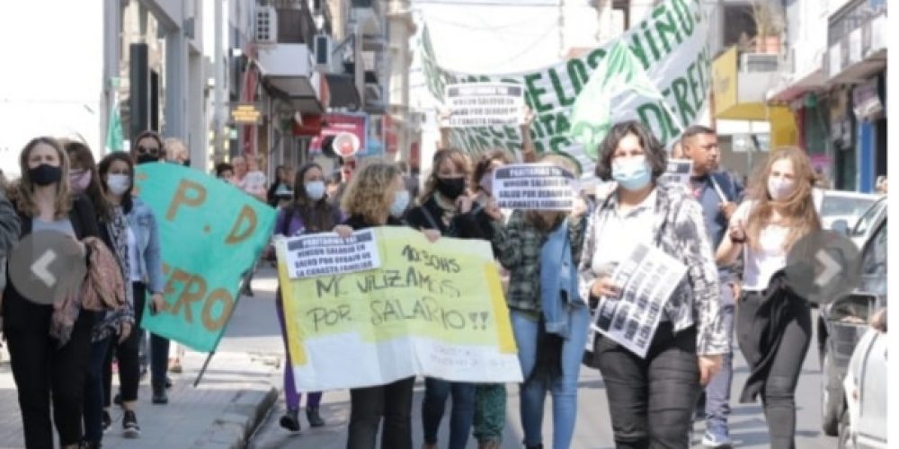 Personal de Salud se movilizó por salarios: “Nos faltan más de 20 mil pesos para equiparar la canasta básica”