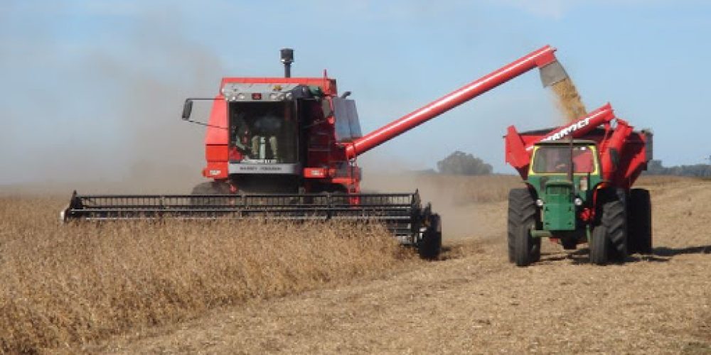 Hay alerta en el campo por la suba de impuestos y convocan a una reunión para el  lunes