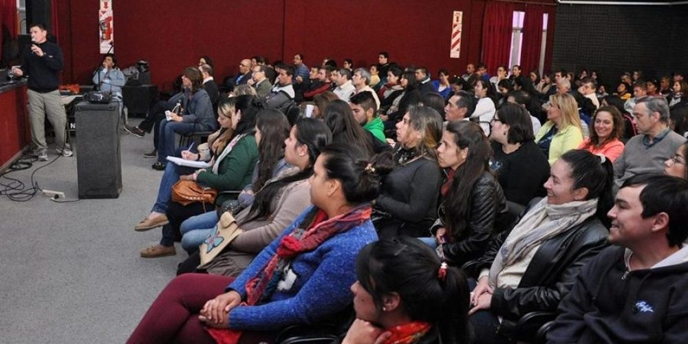 Capacitación en Buenas Prácticas para la Comunicación en Materia de Problemáticas de Mujeres, Infancias y Adolescencias