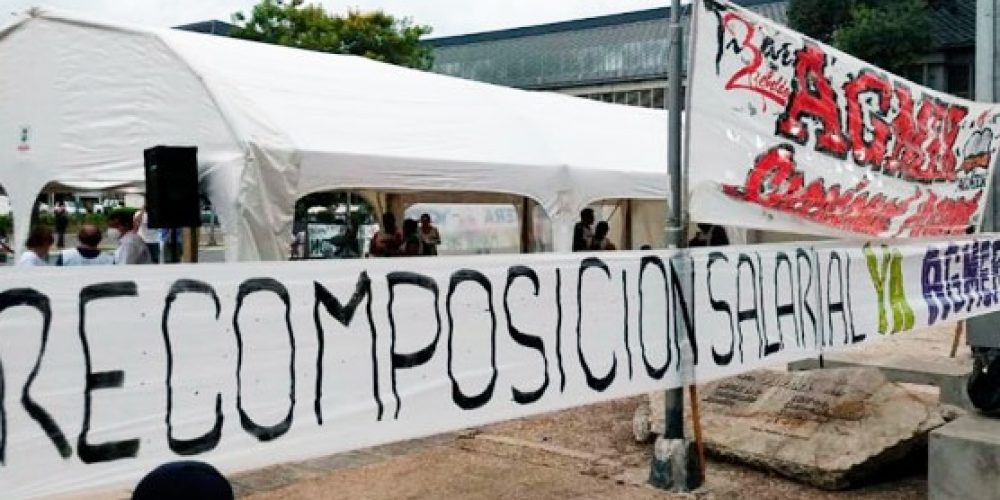 La Carpa Blanca de Agmer cumple 10 días frente a Casa de Gobierno