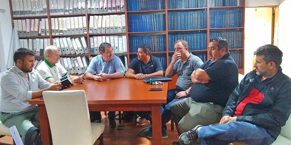 Ocho oferentes se presentaron a la Licitación para la compra de una excavadora sobre oruga