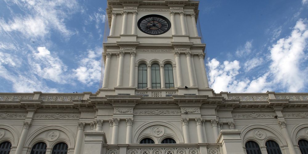 Se iniciará el miércoles el pago de los haberes de febrero a los estatales