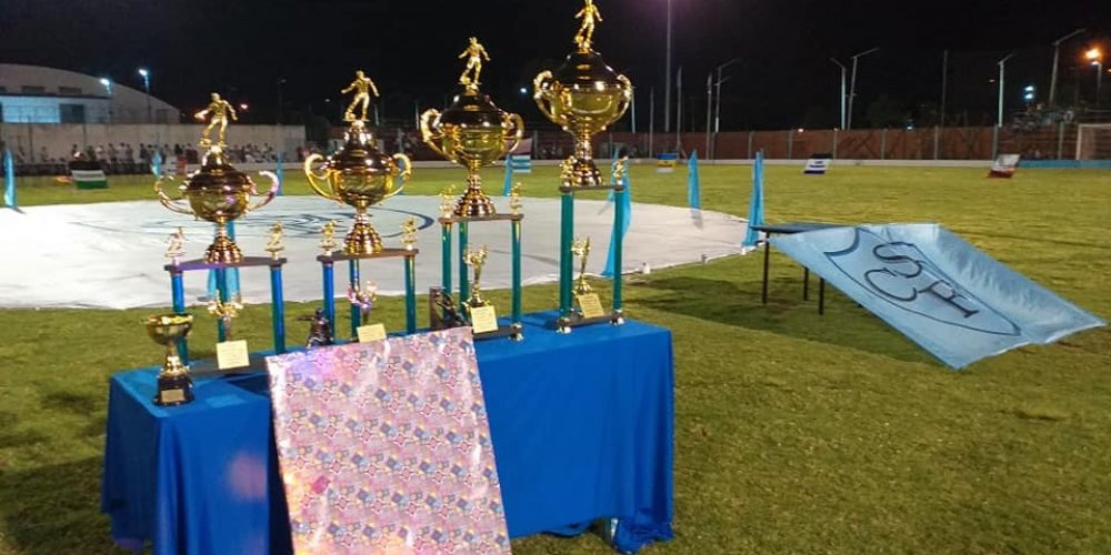 Comenzó el Campeonato Nocturno de los Barrios