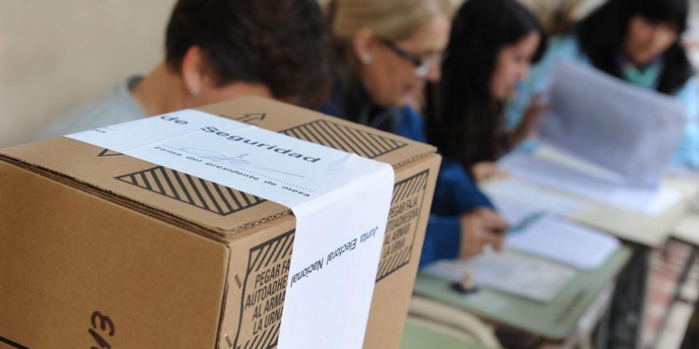 Las personas que son autoridades de mesa podrán ausentarse del trabajo el lunes