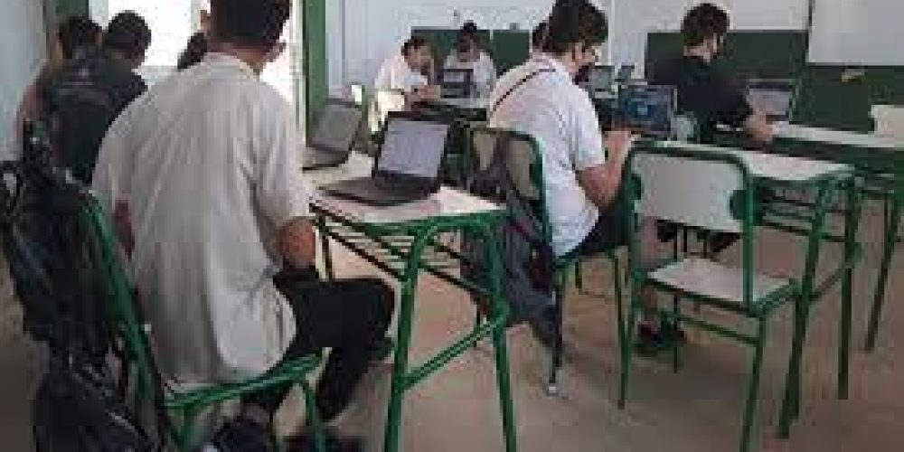 El CGE trabaja para la reconfiguración de la escuela secundaria