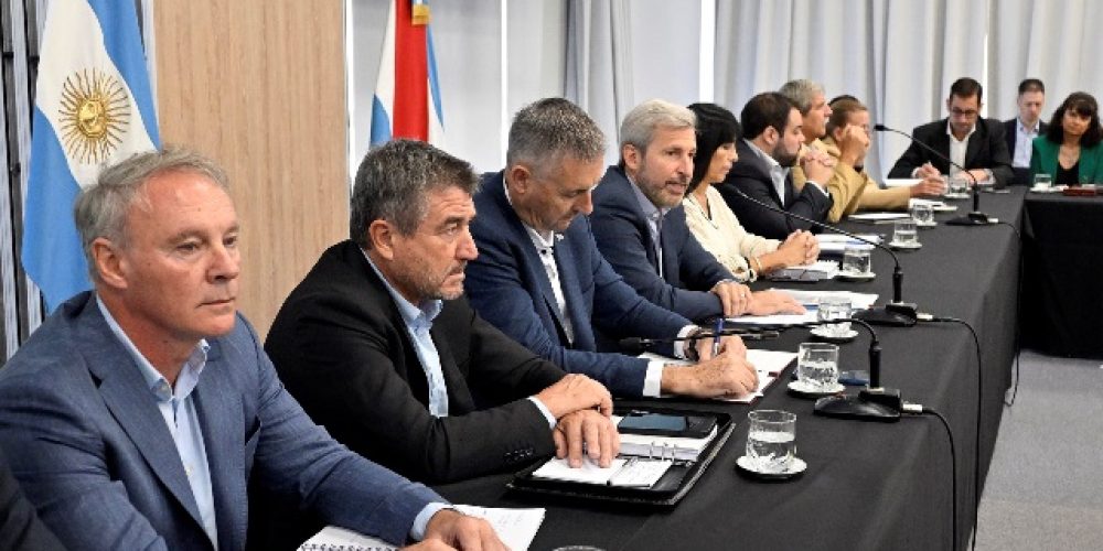 Inundaciones, energía y dengue: los temas que se abordaron en la tercera reunión de gabinete ampliado