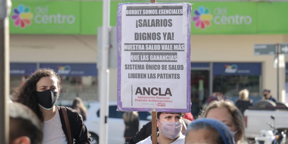 Conflicto salarial en salud: “Continuar en la calle para lograr la reapertura de las paritarias va a ser esencial”, afirman desde el MST