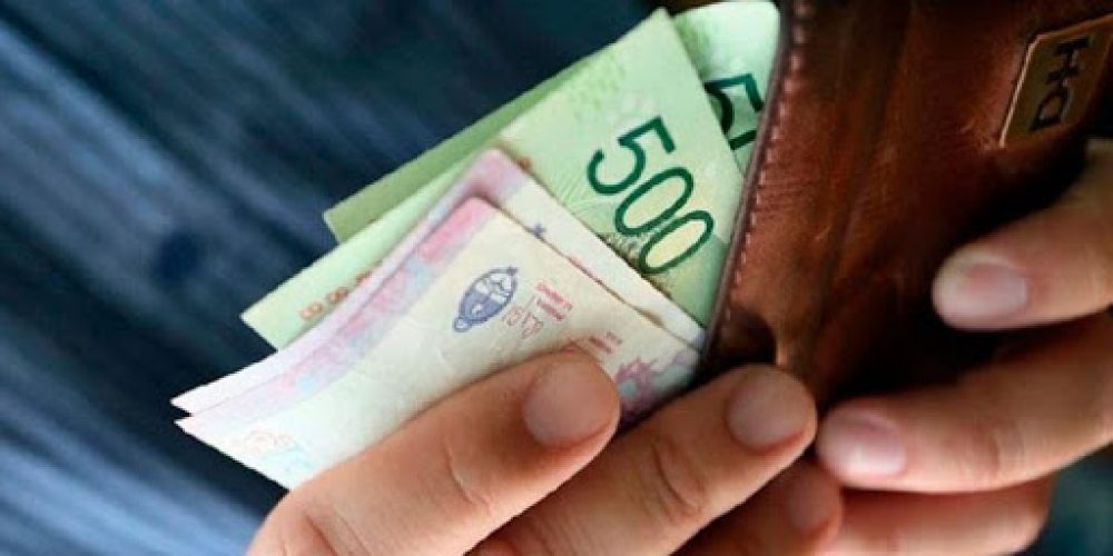 Los salarios perdieron 12,9 puntos frente a la carrera récord de la inflación en 2019