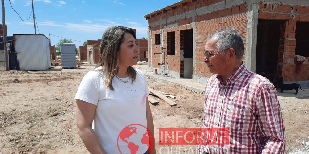 “Vamos a mantener los convenios de adjudicaciones de lotes o programas de vivienda que se han trabajado hasta el momento” aseguró Cecco