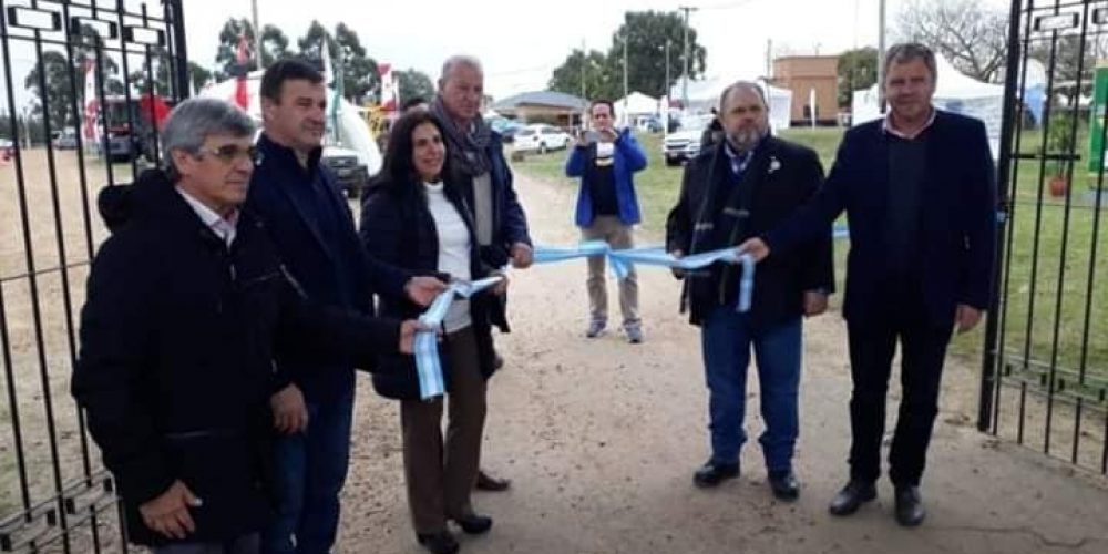 Tras el corte de cintas, se realizó la apertura de la XXXV Exposición Rural