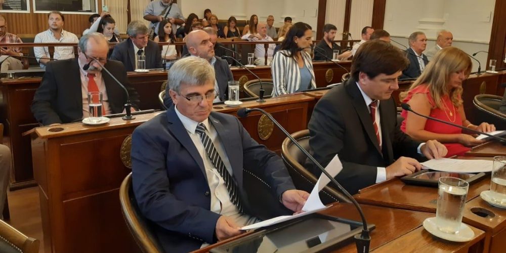 Senadores de JxC piden al Gobierno que extreme medidas para evitar usurpación de espacios privados