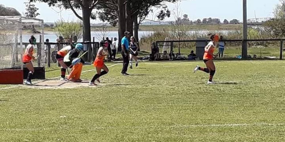 HOCKEY: América juega en Federación y Concordia