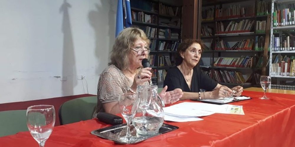 Graciela Paoli presentó su poesía “Viento”