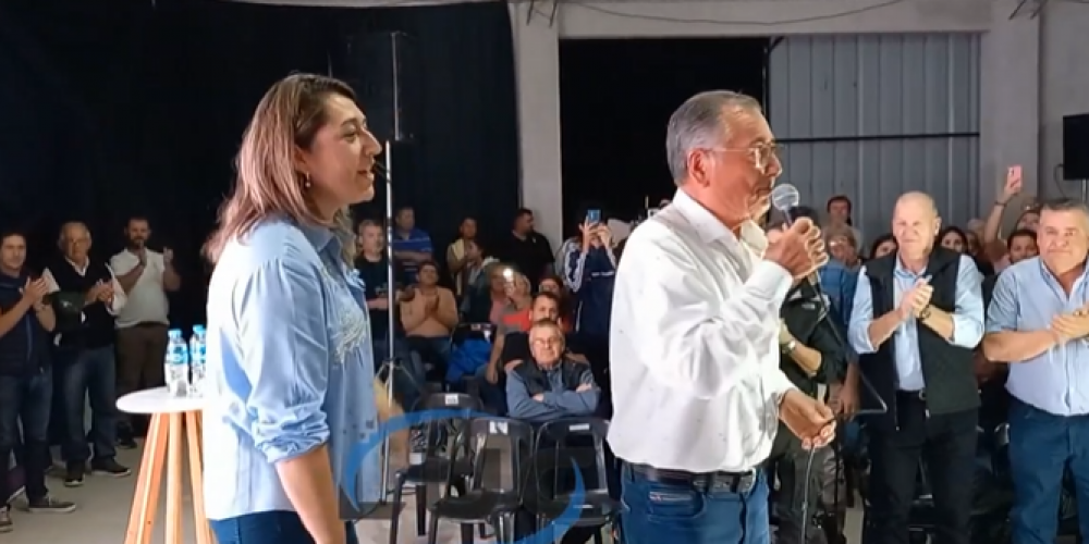 Cecco presentó a Tinte como compañera de fórmula