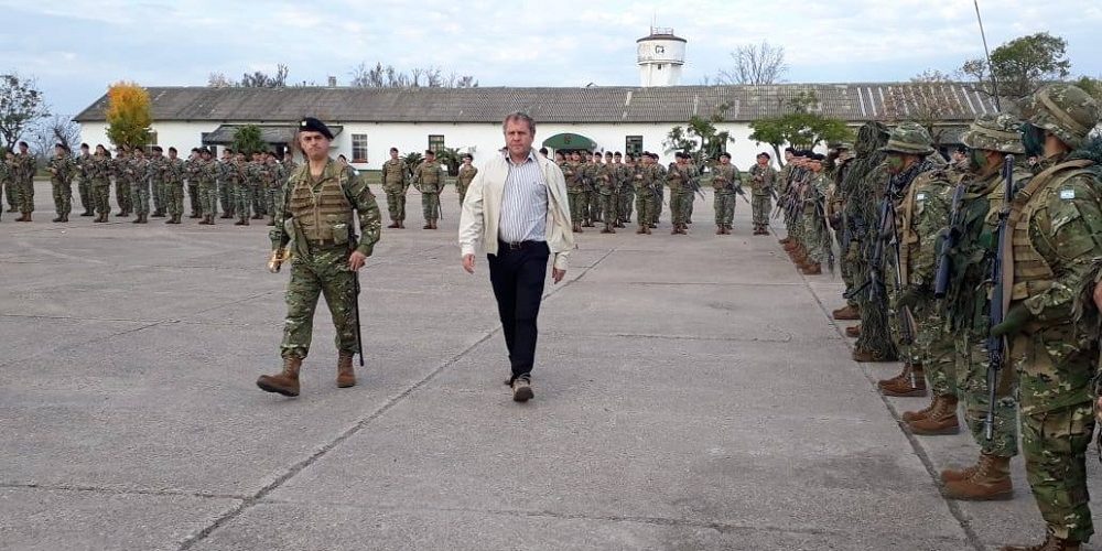 El Intendente Galimberti participa del recambio de Autoridades en el Regimiento