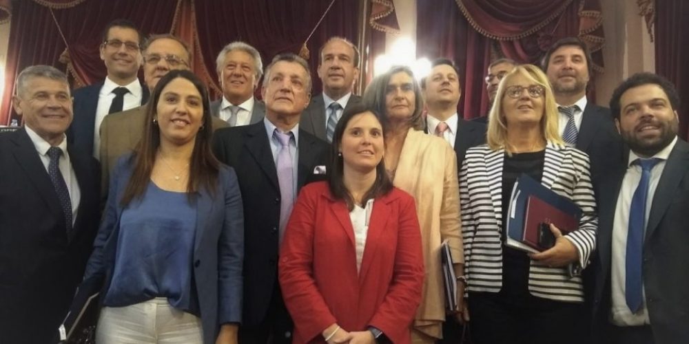 Cambiemos pide la apertura de la administración pública