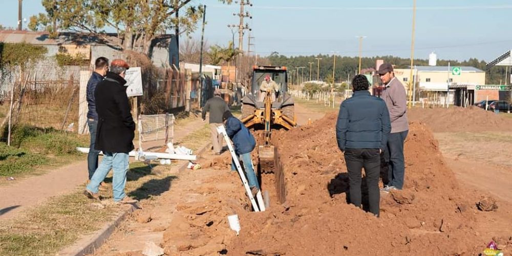 Extención cloacas y agua potable