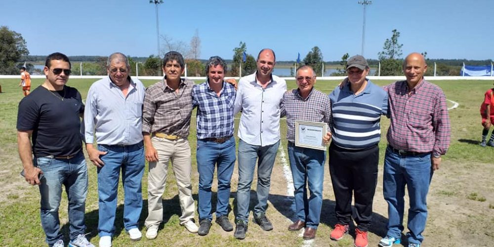 Se reiunaguro la Cancha de Club Policial Federación