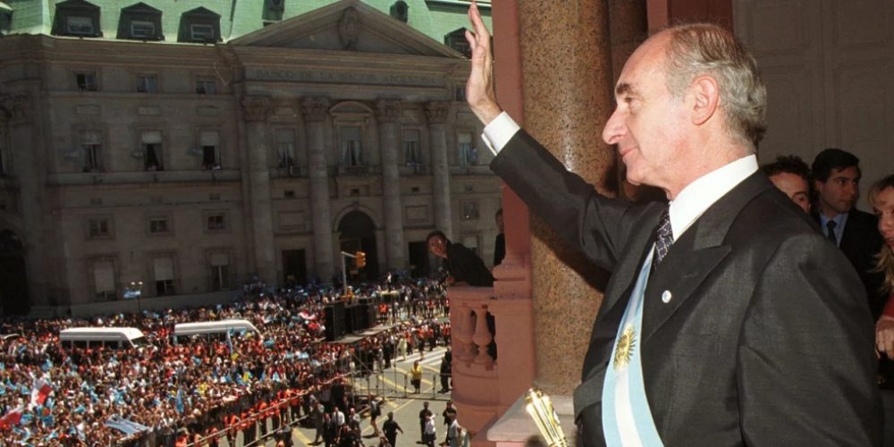 Murió Fernando de la Rúa: de la militancia al poder, con una breve y conflictiva gestión