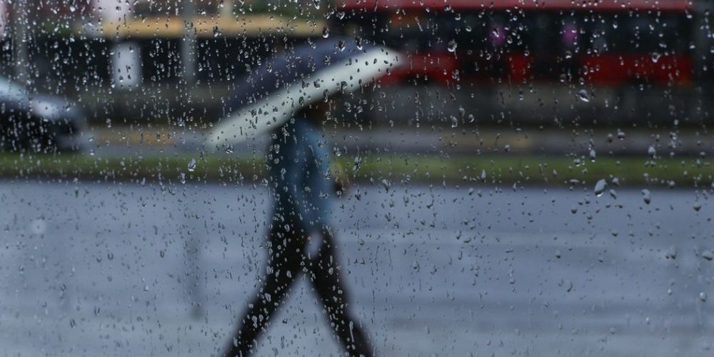 Alerta por tormentas intensas: El sol reaparecería recién hacia fin de semana