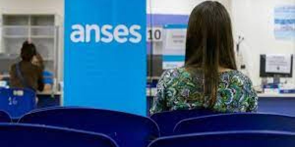 Calendarios de pago de ANSES: Quiénes cobran este jueves los beneficios sociales