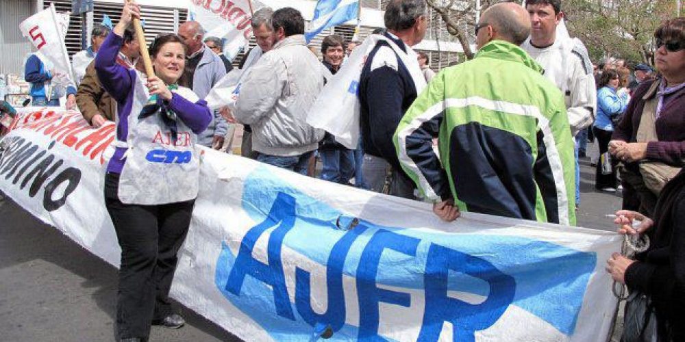 Contra el proyecto de emergencia, hoy se movilizan los gremios