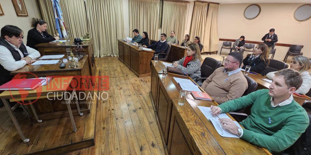 El Concejo aprobó la compra de insumos médicos y repuestos para ambulancias del Hospital San José