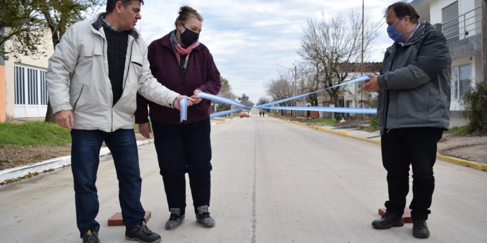 Chajarí: Se inauguró oficialmente el pavimento de calle Mitre, entre Estrada y el Arroyo Yacaré