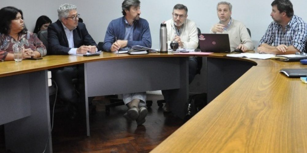 Senadores debatieron con el Tribunal de Cuentas  sobre el proyecto de Régimen de Transición en Municipios