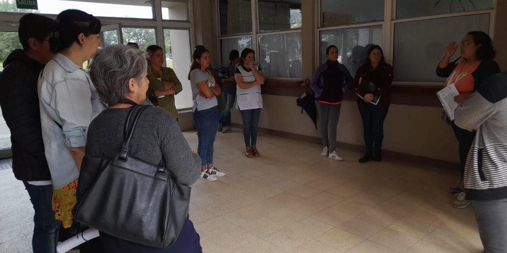 Padres de alumnos vuelven a insistir por soluciones a la problemática del transporte