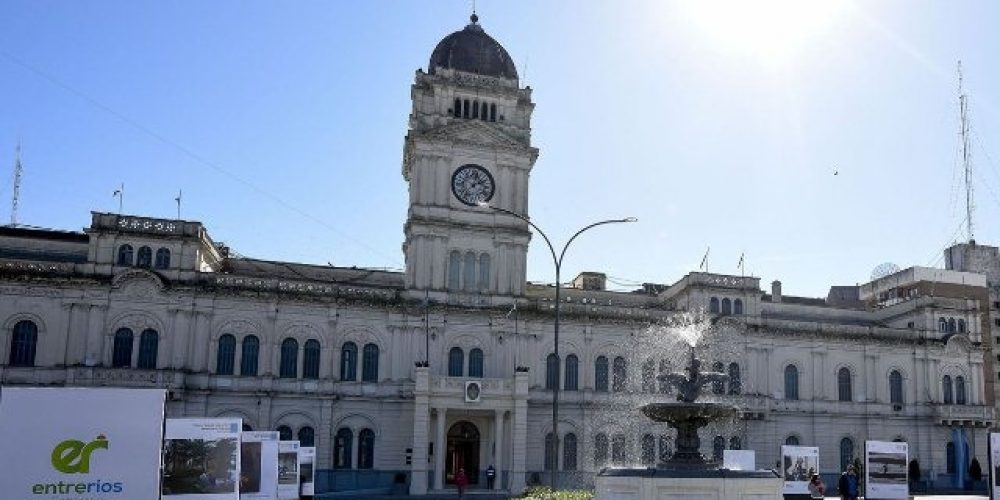 Comienza este jueves el cronograma de pago a empleados y jubilados provinciales