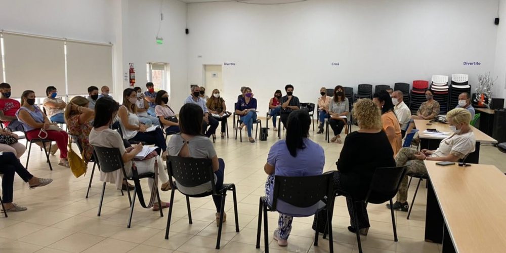 Reunidos en Federación, Padres Organizados volvió a pedir por la presencialidad completa en las escuelas