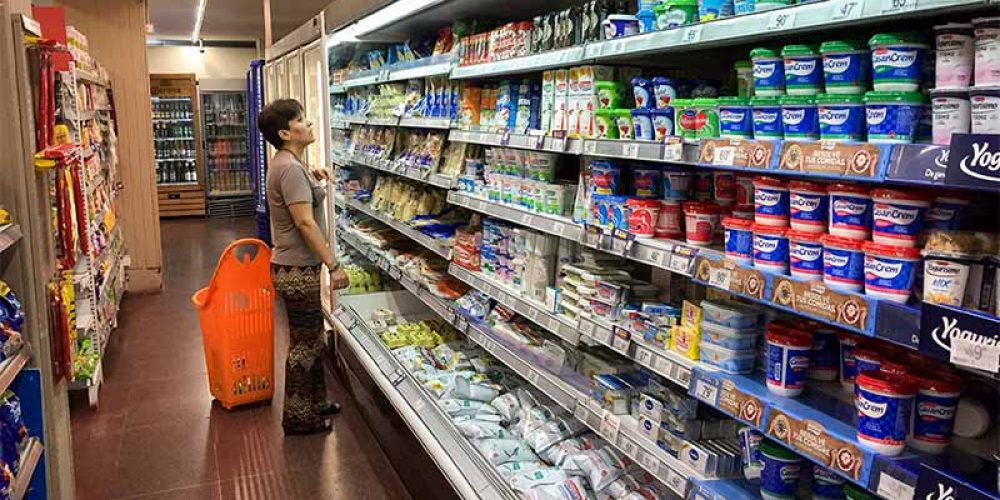 Oficializaron subas del 2 al 4,5 por ciento en productos con precios máximos