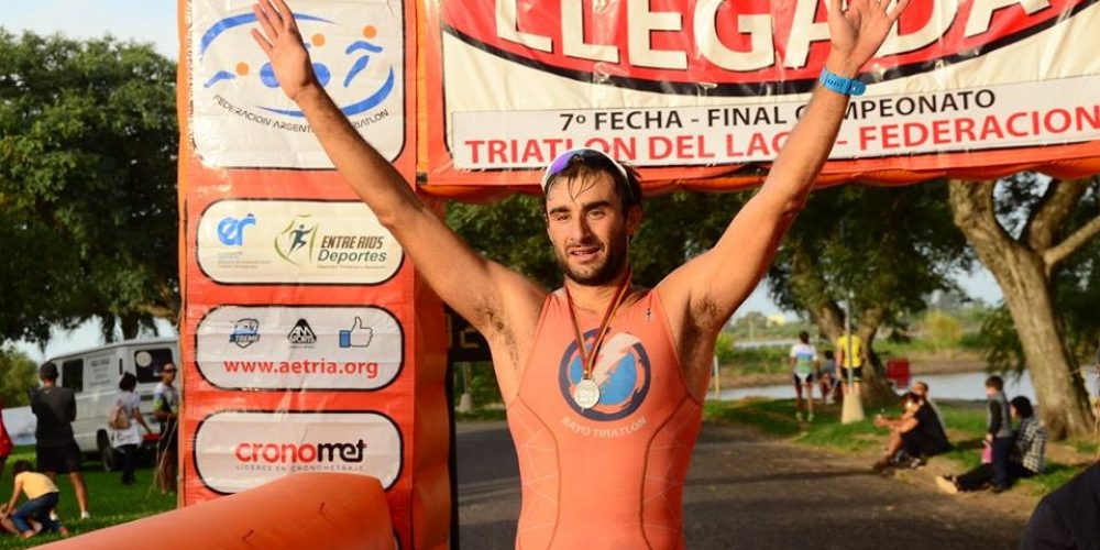 Baldini y Rivero se quedaron con el triatlón de Federación