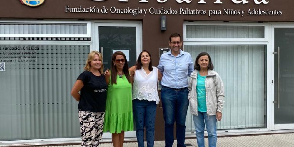 Lena visitó la Fundación Crisálida