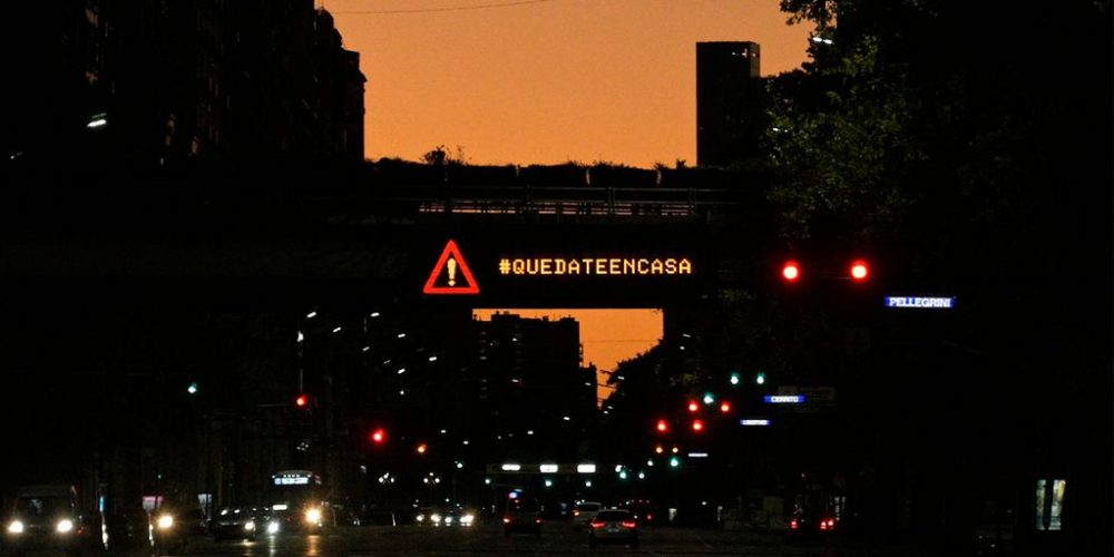 El Gobierno prohibió la circulación nocturna en todo el país